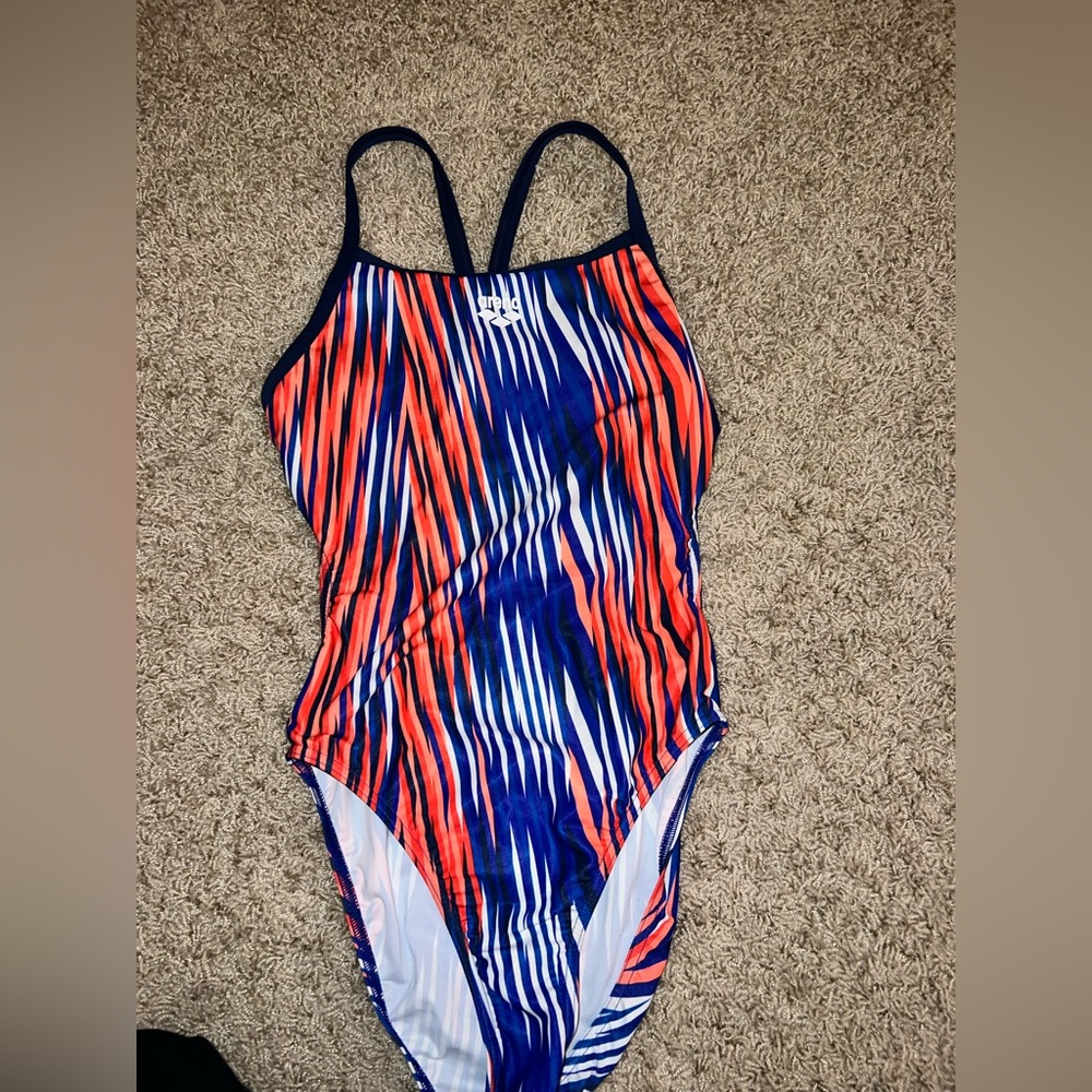 Arena Size 30 Women’s Challenge Back